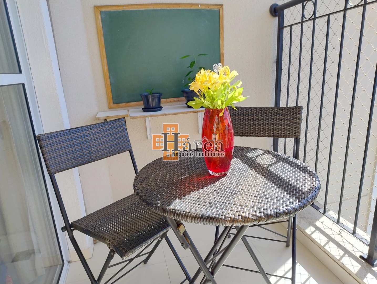 Apartamento à venda com 2 quartos, 64m² - Foto 7