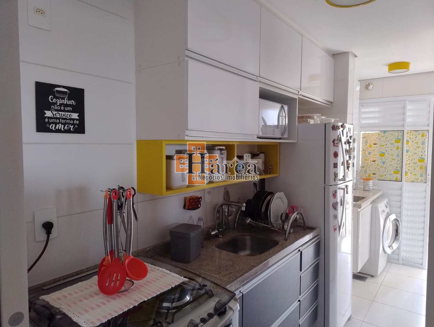 Apartamento à venda com 2 quartos, 64m² - Foto 19