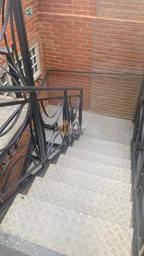 Apartamento à venda com 2 quartos, 100m² - Foto 4