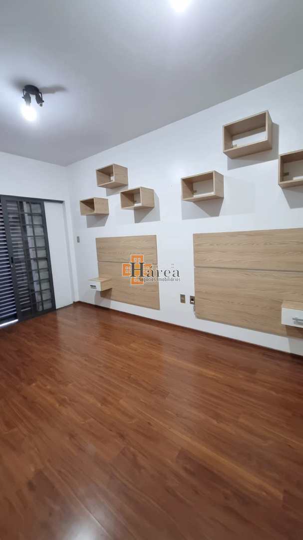 Sobrado à venda e aluguel com 3 quartos, 357m² - Foto 23