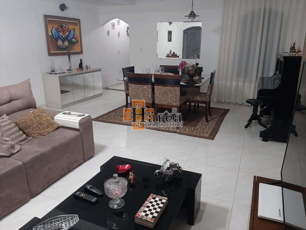 Sobrado à venda com 3 quartos, 232m² - Foto 4