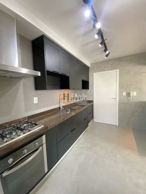 Apartamento à venda com 3 quartos, 120m² - Foto 8