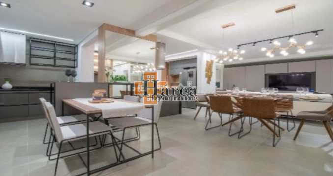 Apartamento à venda com 3 quartos, 143m² - Foto 2