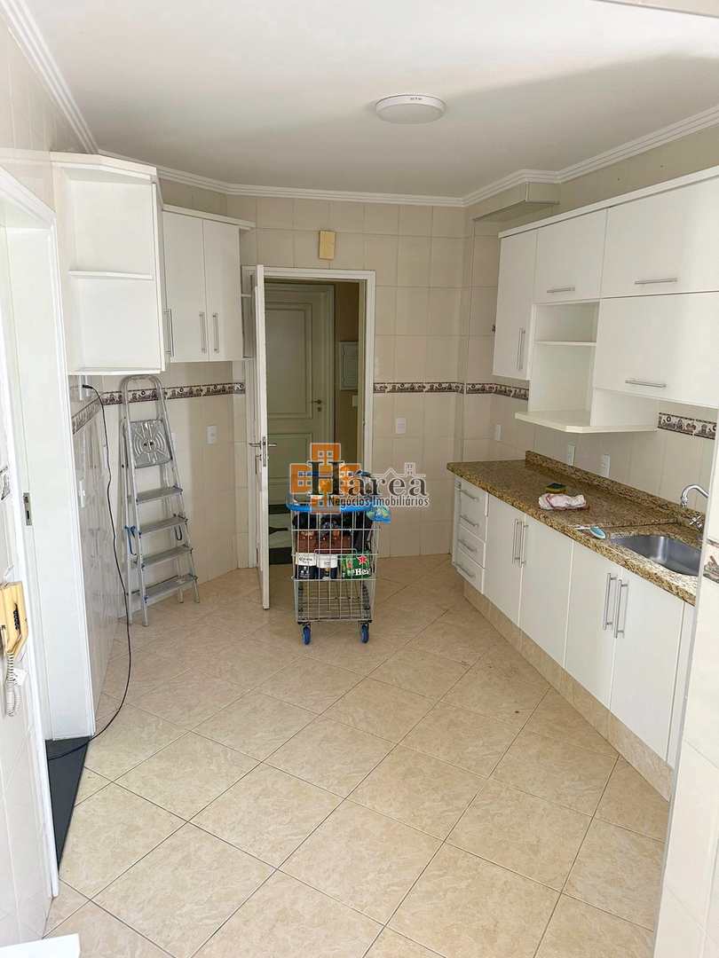 Apartamento à venda com 3 quartos, 109m² - Foto 17