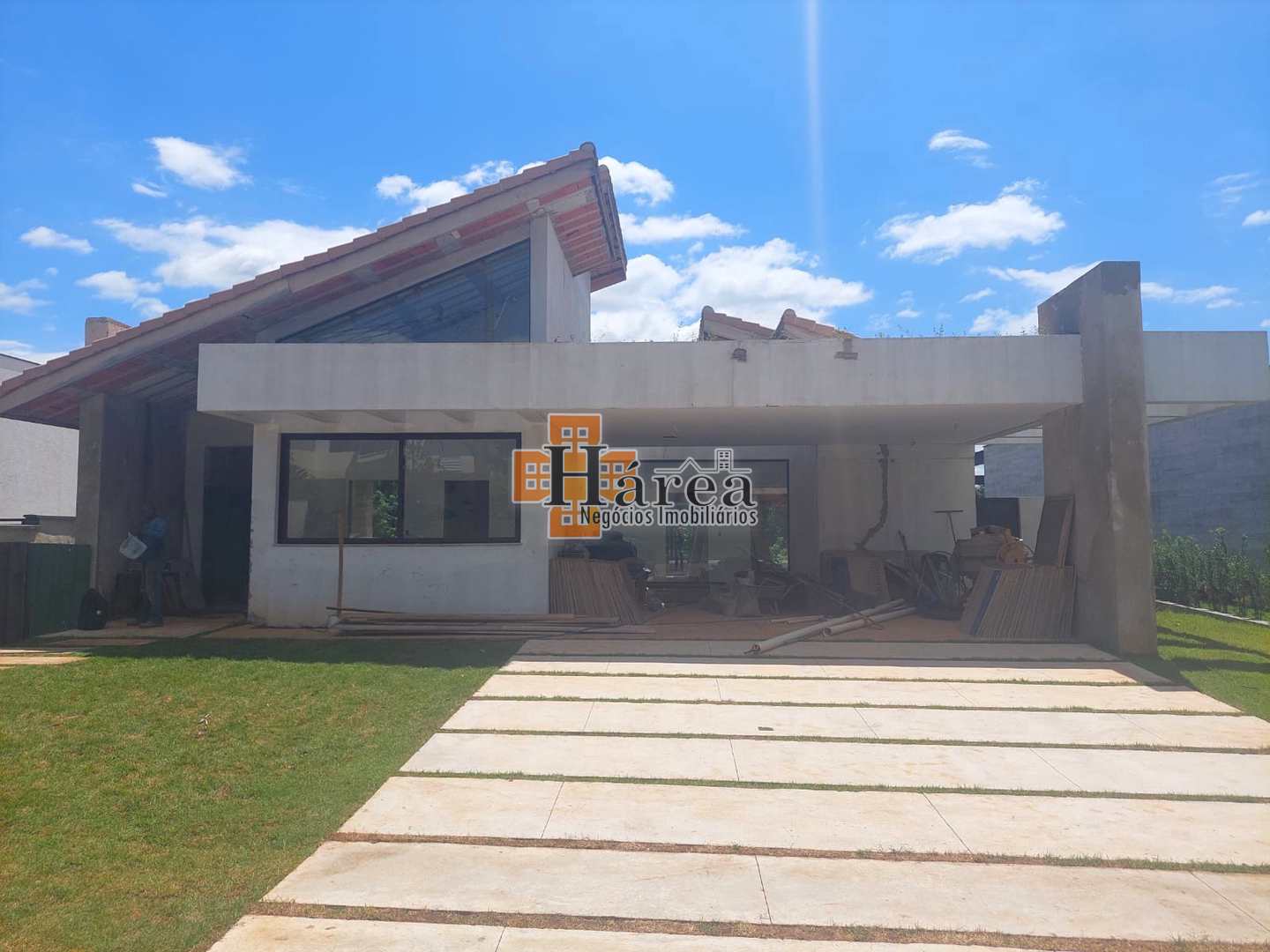 Casa de Condomínio à venda com 3 quartos, 402m² - Foto 1