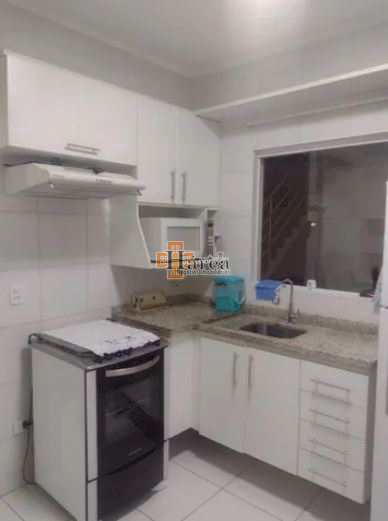 Sobrado à venda com 2 quartos, 156m² - Foto 15