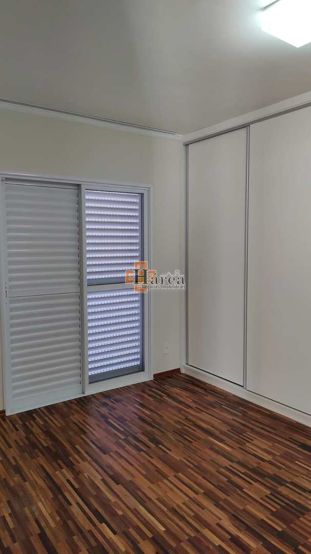 Sobrado para alugar com 3 quartos, 309m² - Foto 19