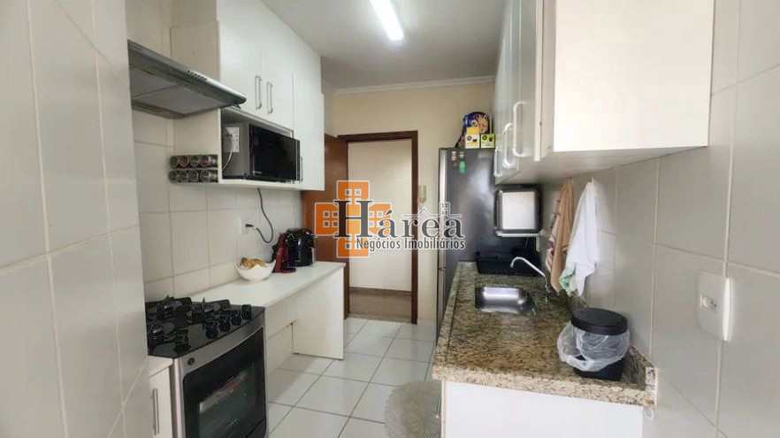 Apartamento à venda com 2 quartos, 68m² - Foto 8