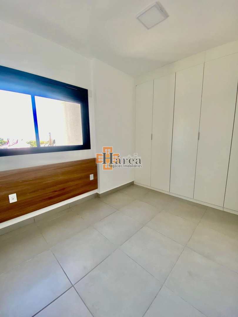 Apartamento para alugar com 2 quartos, 76m² - Foto 4