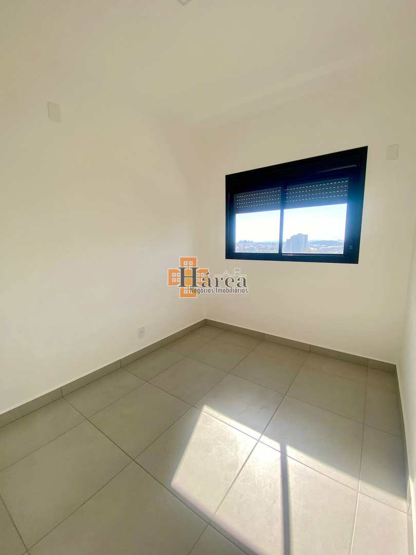 Apartamento para alugar com 3 quartos, 95m² - Foto 8