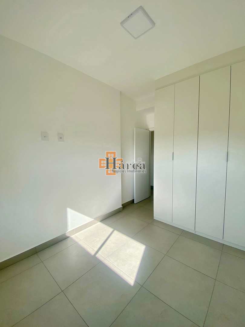 Apartamento para alugar com 3 quartos, 95m² - Foto 7