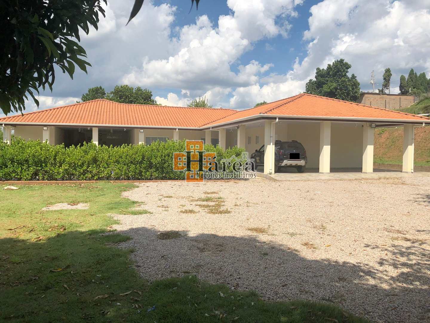 Casa à venda com 3 quartos, 400m² - Foto 1