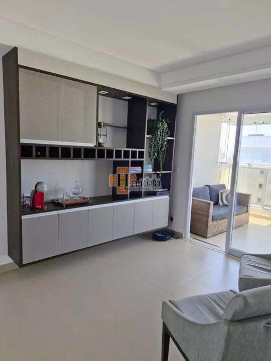 Apartamento à venda com 3 quartos, 167m² - Foto 3