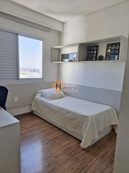 Apartamento à venda com 3 quartos, 167m² - Foto 11