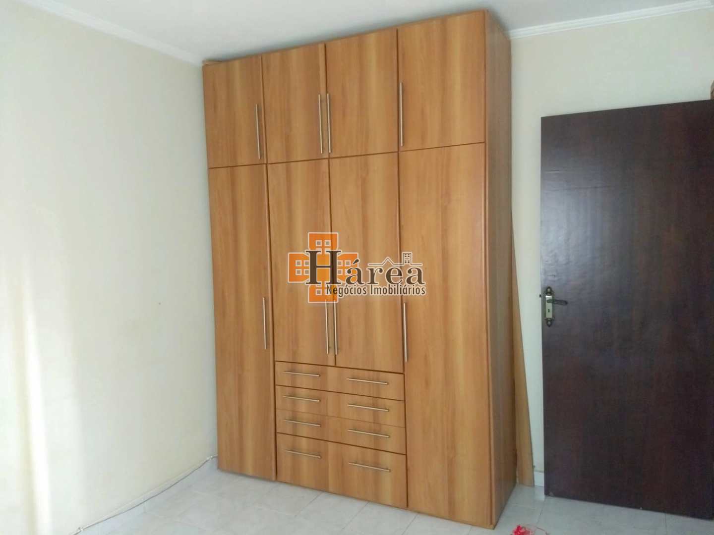 Apartamento para alugar com 2 quartos, 75m² - Foto 4