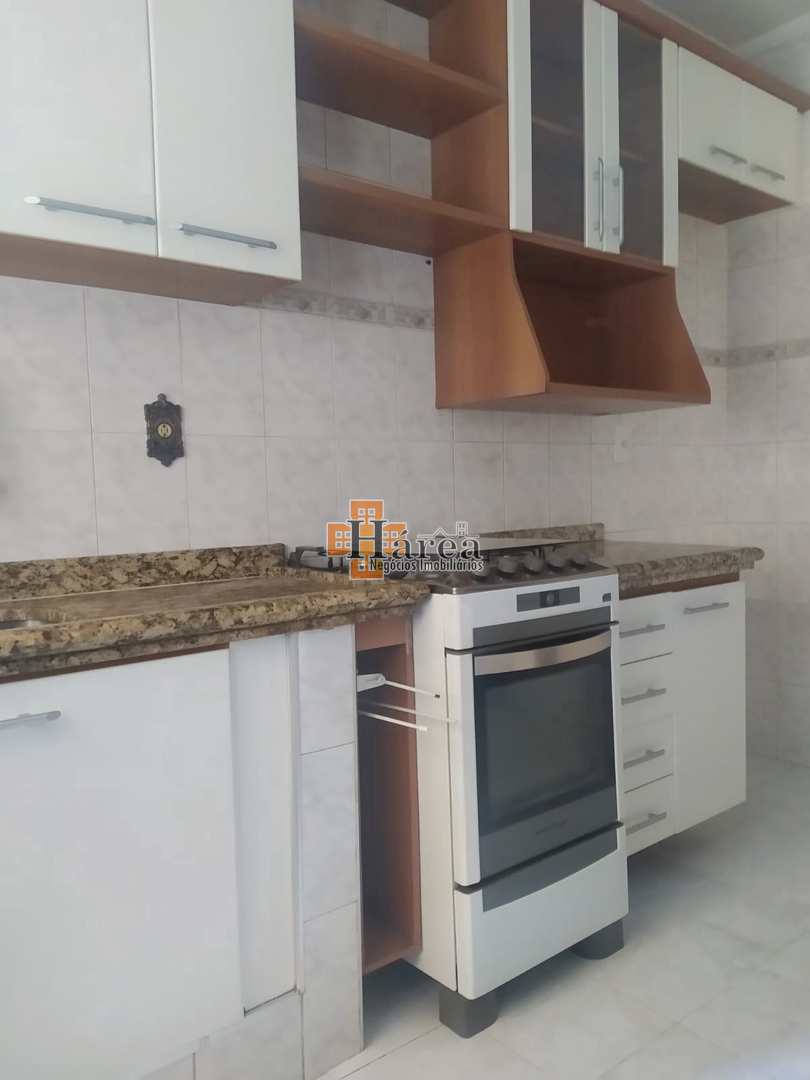 Apartamento para alugar com 2 quartos, 75m² - Foto 9