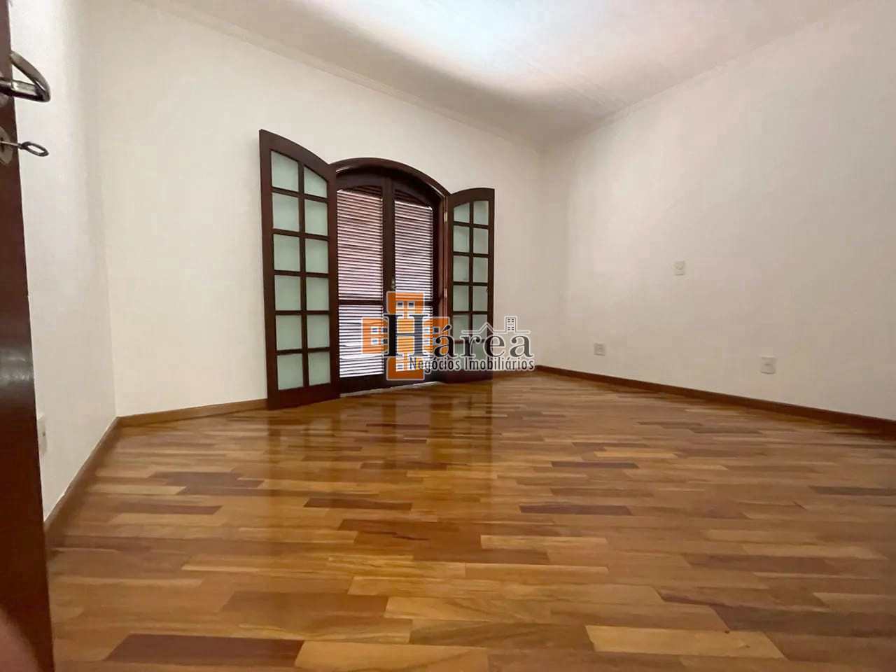 Sobrado à venda e aluguel com 4 quartos, 460m² - Foto 9