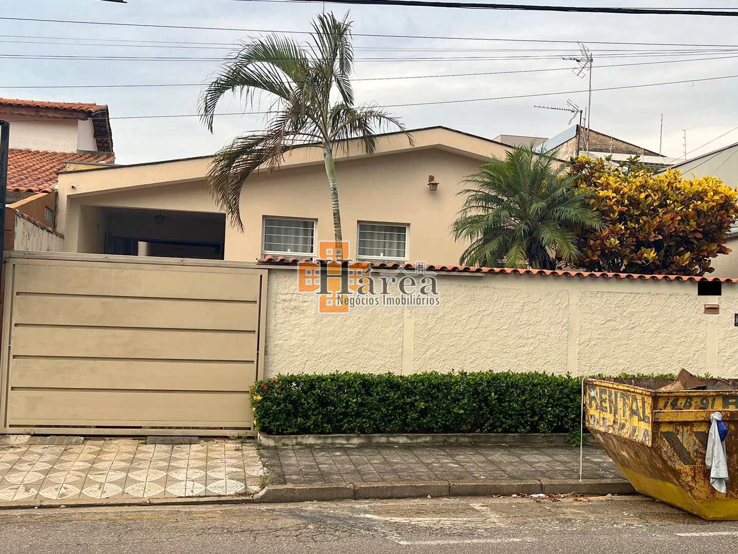 Casa para alugar com 3 quartos, 179m² - Foto 2