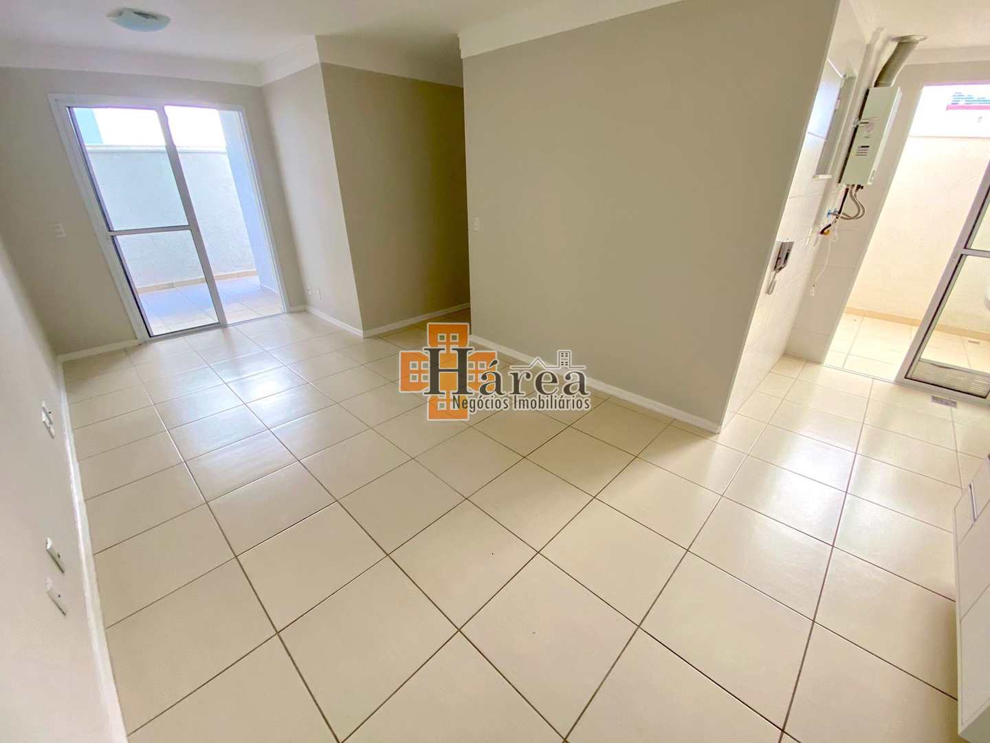 Apartamento à venda com 3 quartos, 68m² - Foto 1