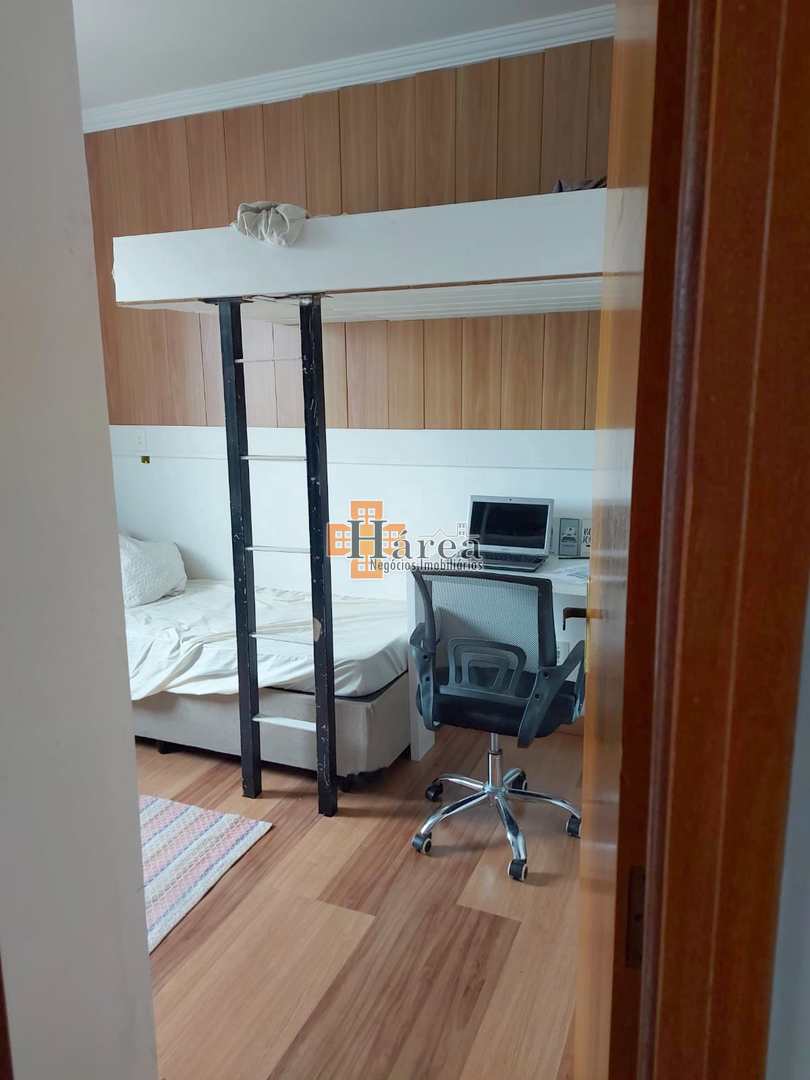 Apartamento à venda com 3 quartos, 75m² - Foto 11