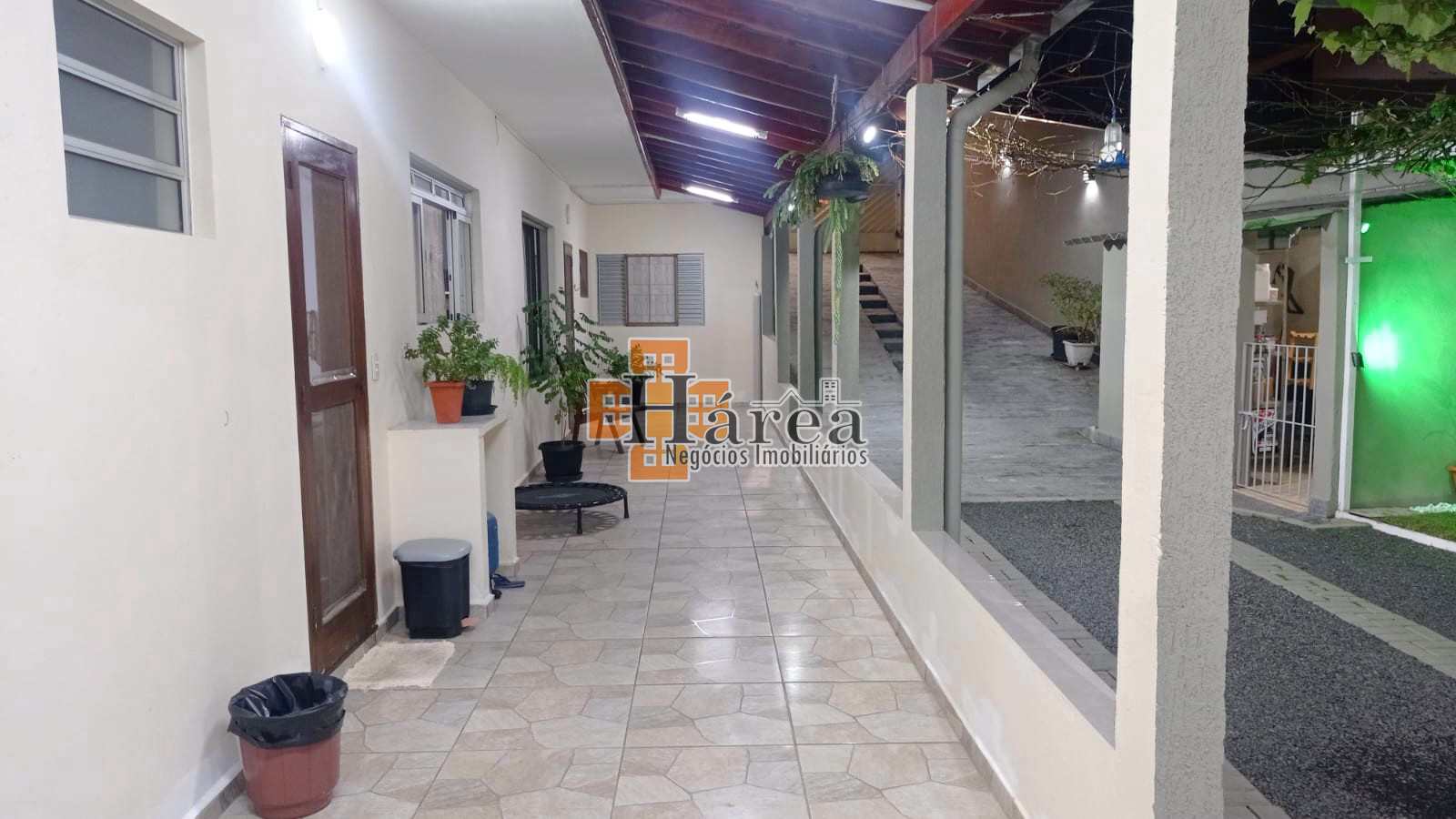 Casa à venda com 2 quartos, 190m² - Foto 8