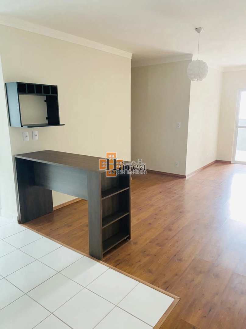 Apartamento à venda com 3 quartos, 88m² - Foto 1