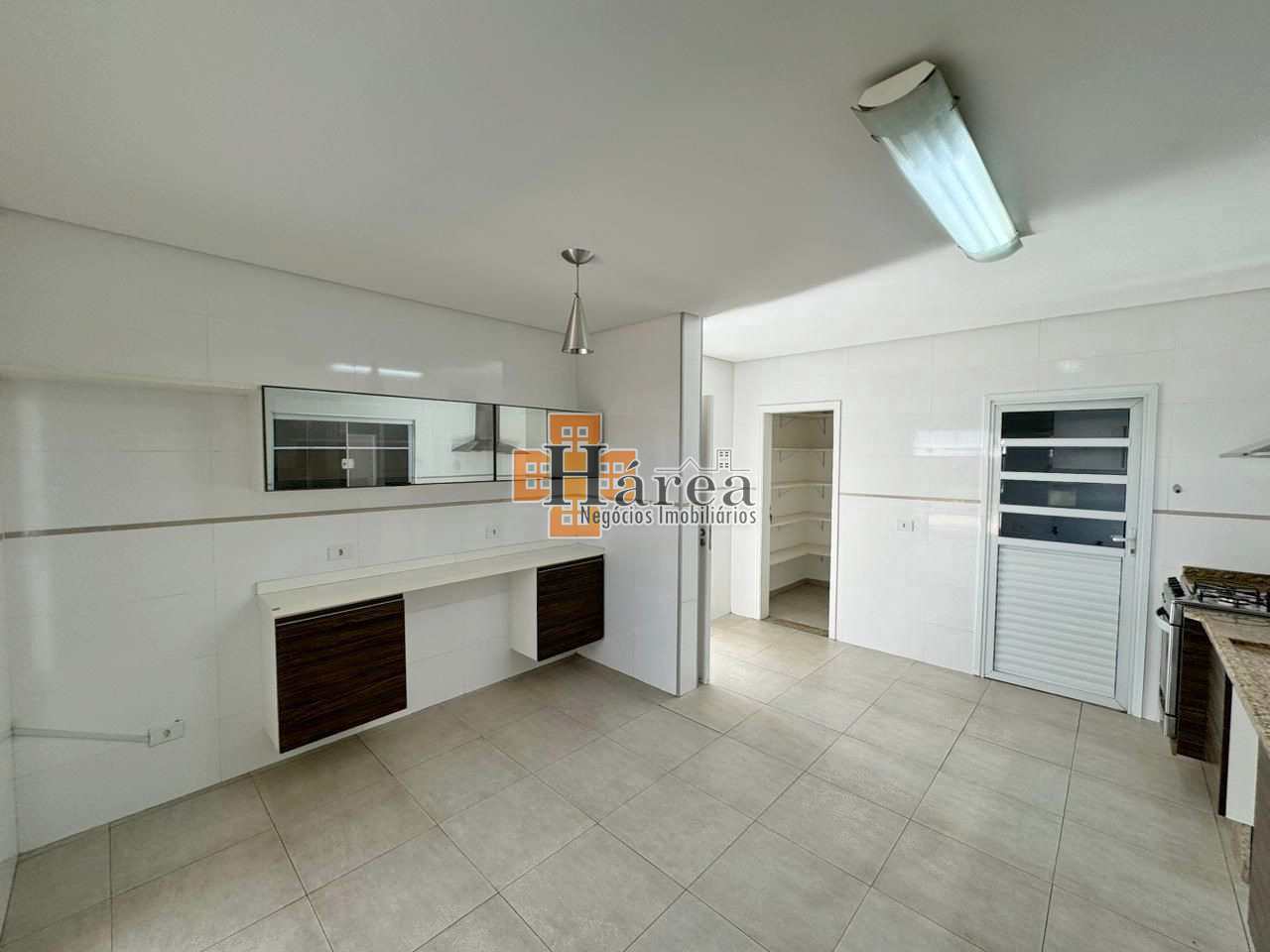 Sobrado à venda e aluguel com 3 quartos, 315m² - Foto 20