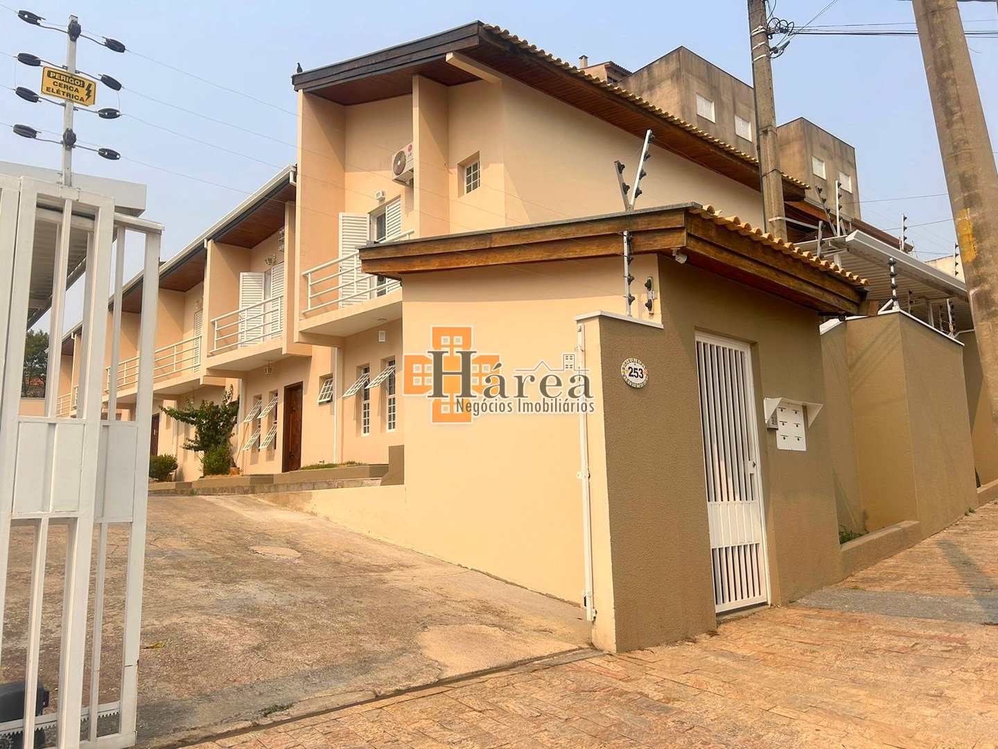 Sobrado à venda com 2 quartos, 78m² - Foto 1