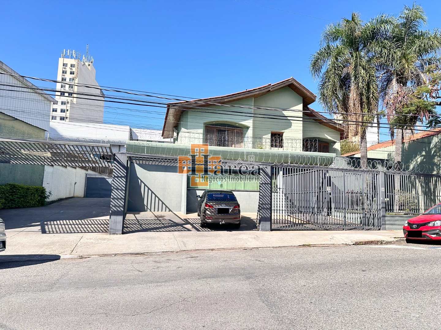 Sobrado para alugar com 3 quartos, 900m² - Foto 1