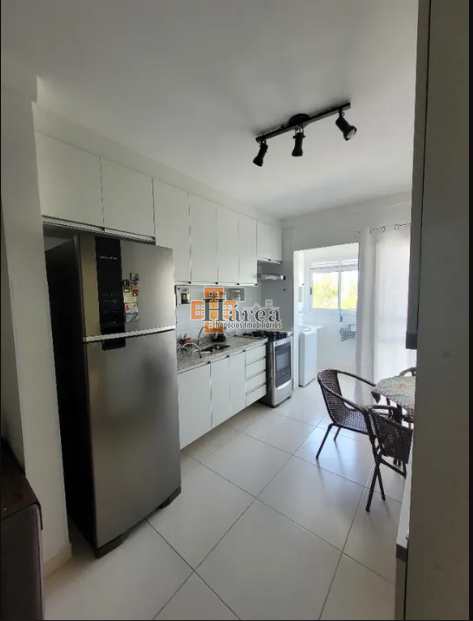 Apartamento à venda com 2 quartos, 110m² - Foto 4