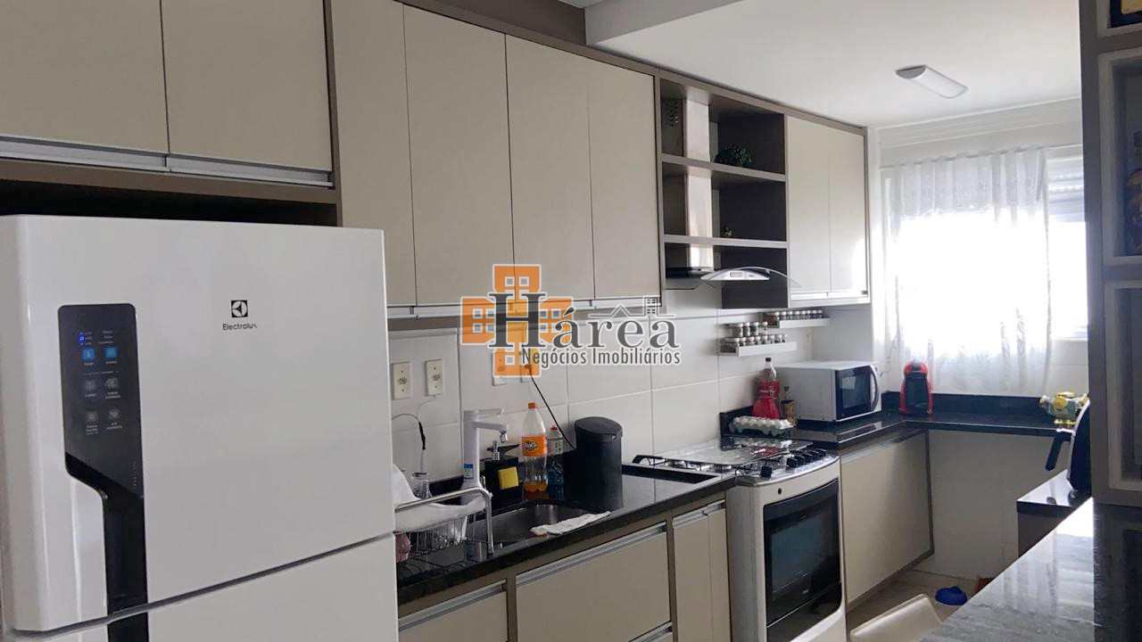 Apartamento à venda com 2 quartos, 85m² - Foto 6