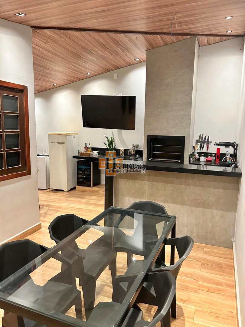 Sobrado à venda com 3 quartos, 240m² - Foto 12