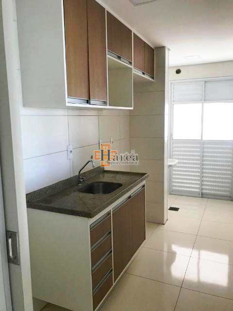 Apartamento para alugar com 2 quartos, 60m² - Foto 15