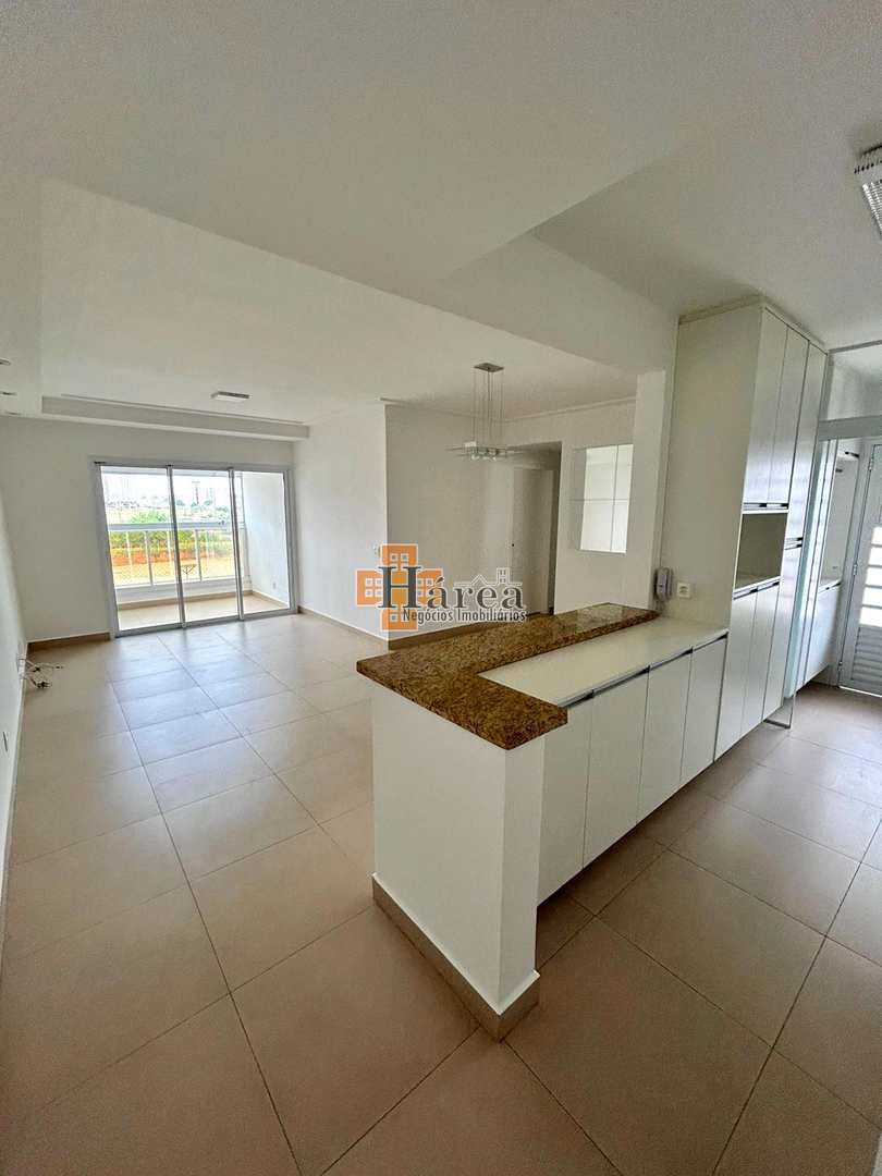 Apartamento à venda com 3 quartos, 93m² - Foto 4