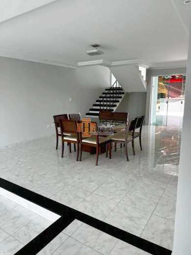 Sobrado à venda com 3 quartos, 290m² - Foto 8