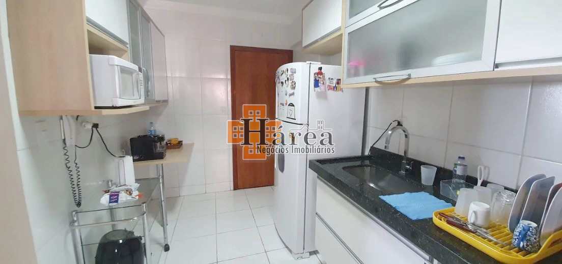 Apartamento à venda com 3 quartos, 96m² - Foto 13