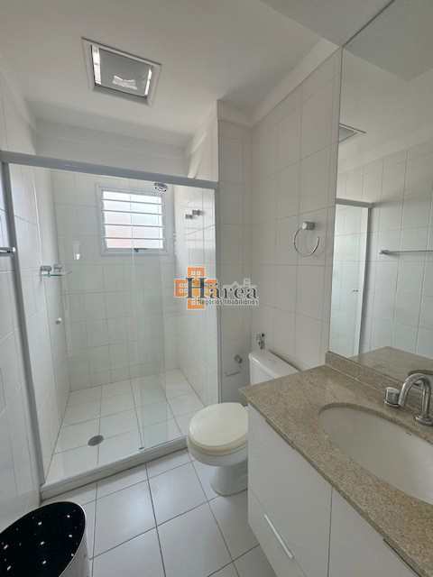 Apartamento para alugar com 3 quartos, 232m² - Foto 12