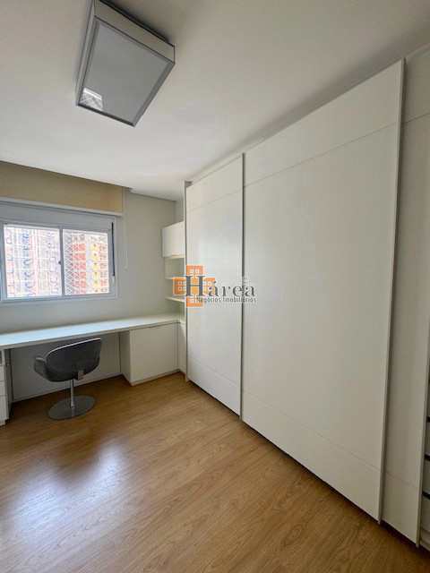 Apartamento para alugar com 3 quartos, 232m² - Foto 9