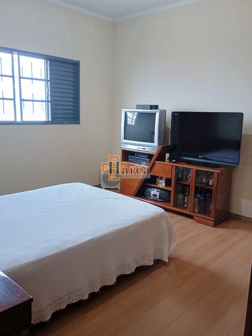 Casa à venda com 3 quartos, 307m² - Foto 17