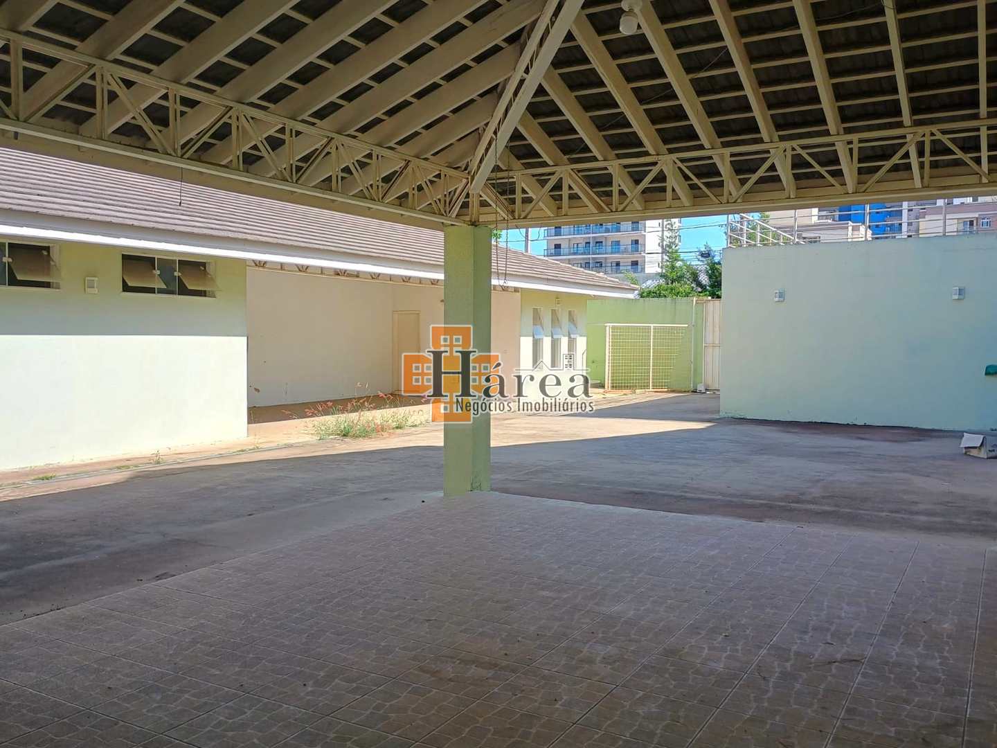 Sobrado para alugar com 8 quartos, 720m² - Foto 65