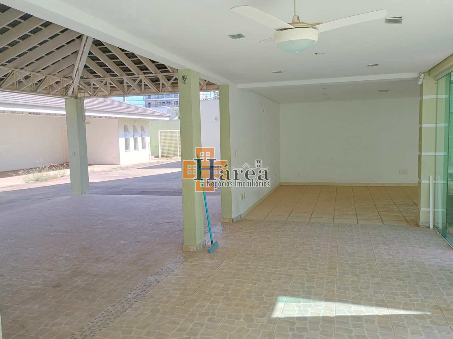 Sobrado para alugar com 8 quartos, 720m² - Foto 76