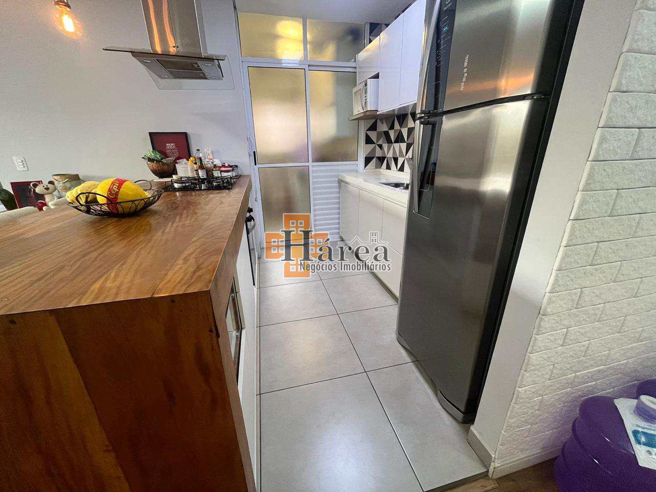 Apartamento à venda com 2 quartos, 72m² - Foto 4