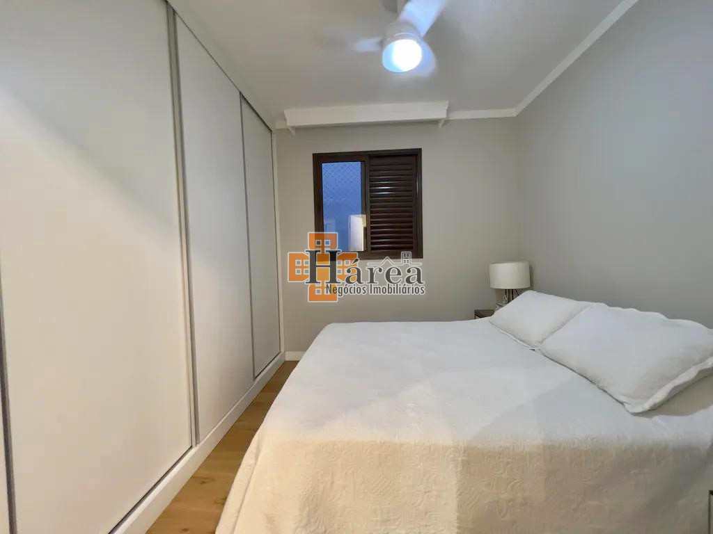 Apartamento à venda com 3 quartos, 122m² - Foto 8