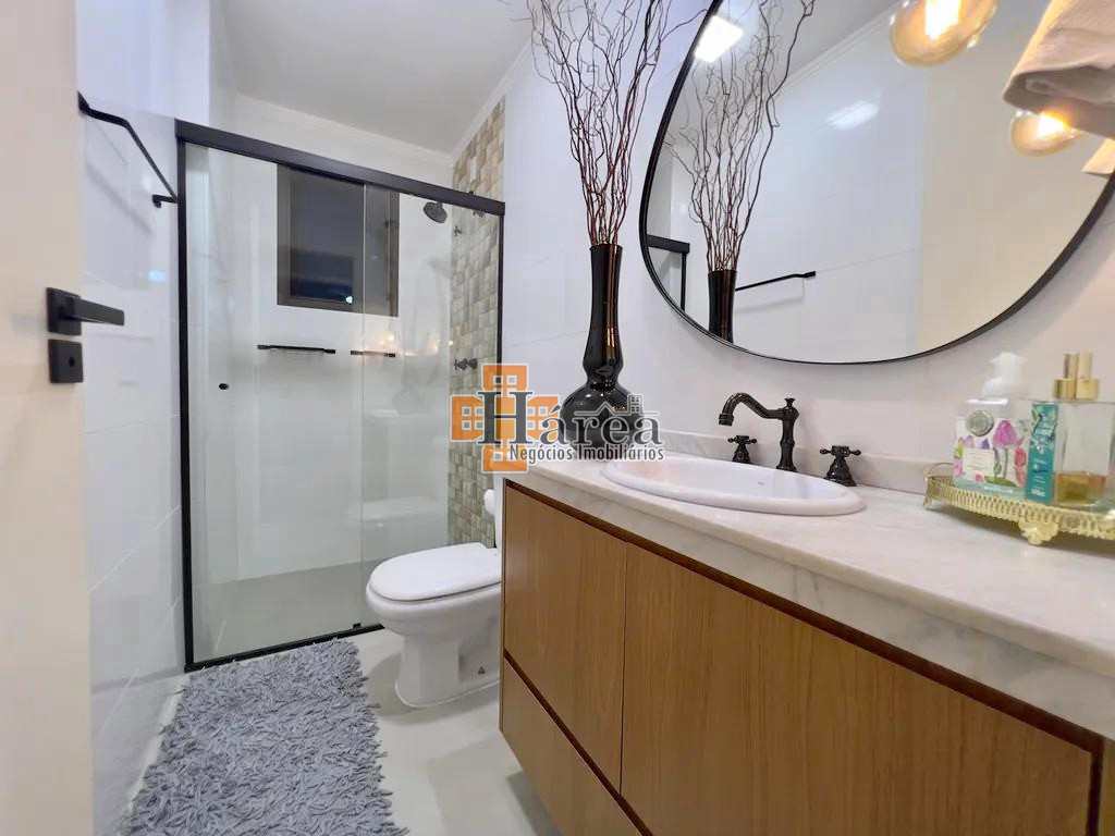 Apartamento à venda com 3 quartos, 122m² - Foto 10