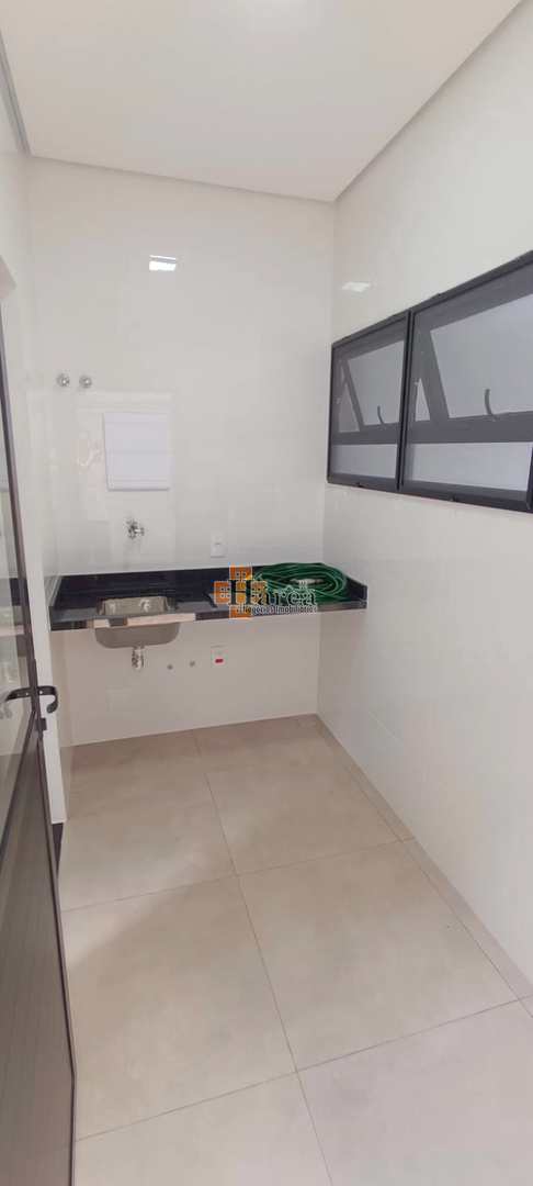 Sobrado à venda com 3 quartos, 232m² - Foto 27