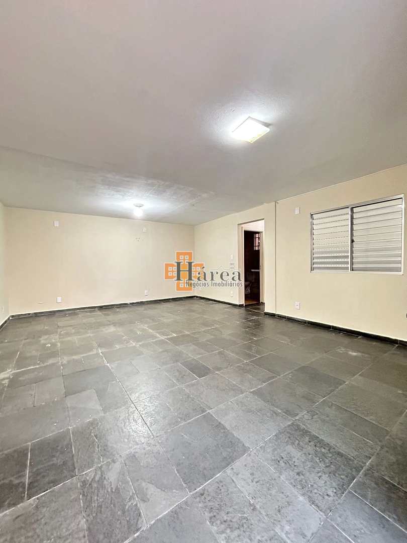 Casa para alugar com 3 quartos, 196m² - Foto 29