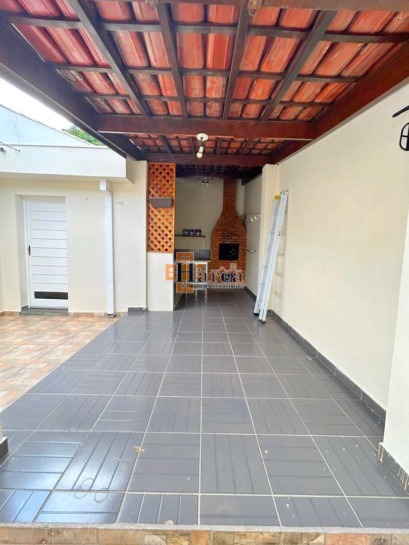 Casa para alugar com 3 quartos, 196m² - Foto 21