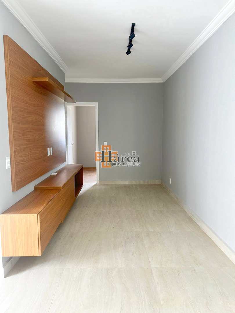 Apartamento à venda com 3 quartos, 80m² - Foto 5