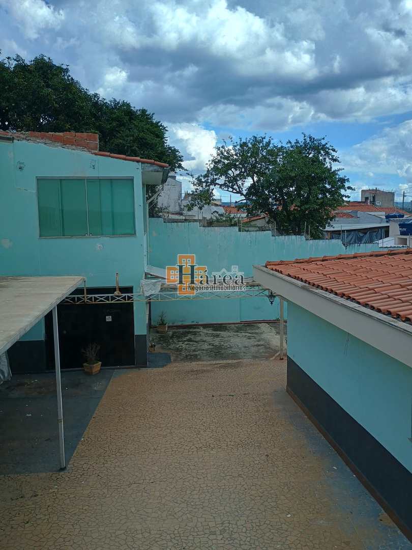 Casa à venda e aluguel com 3 quartos, 451m² - Foto 48