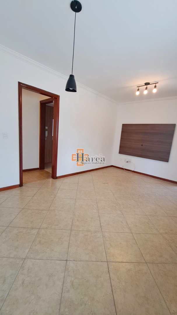 Apartamento à venda com 3 quartos, 61m² - Foto 3